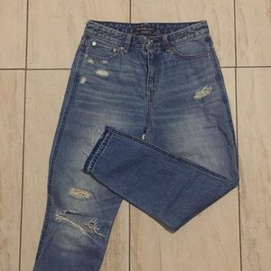 abercrombie and fitch boyfriend jeans